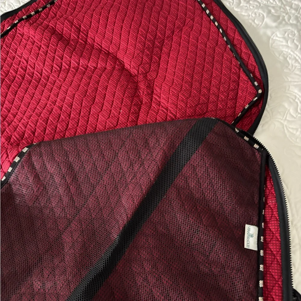 Vera Bradley Black and Red Quilted Garment Bag - Picture 3 of 5